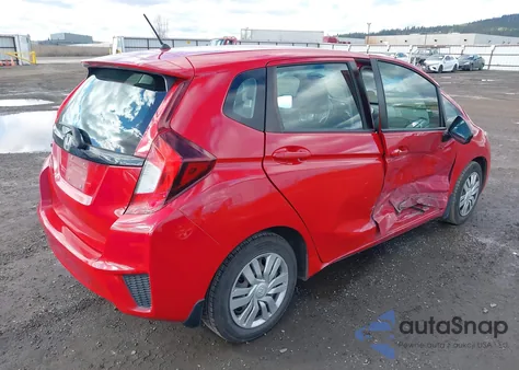2015 Honda Fit Lx z USA, uszkodzony, nr VIN 3HGGK5H5XFM739759
